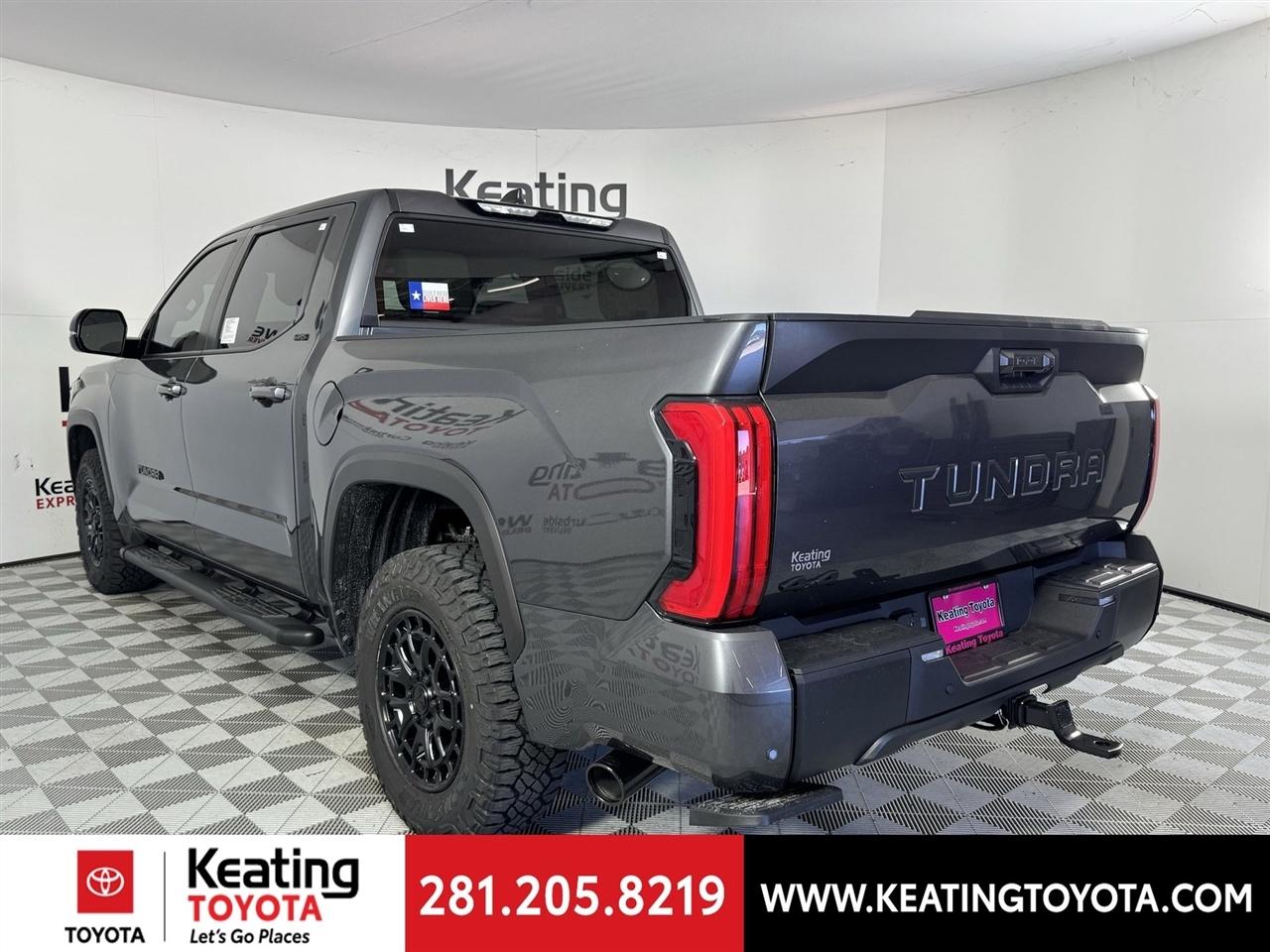 Toyota Tundra SR5 CrewMax 4WD 2026