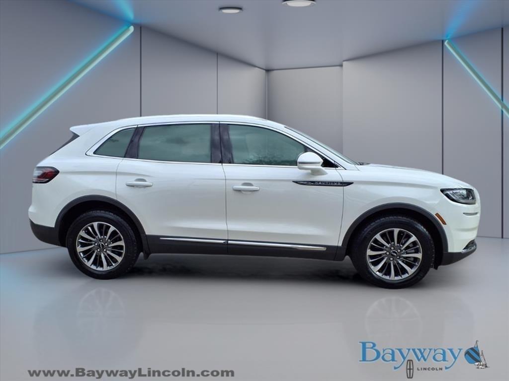 Lincoln Nautilus Base 2022