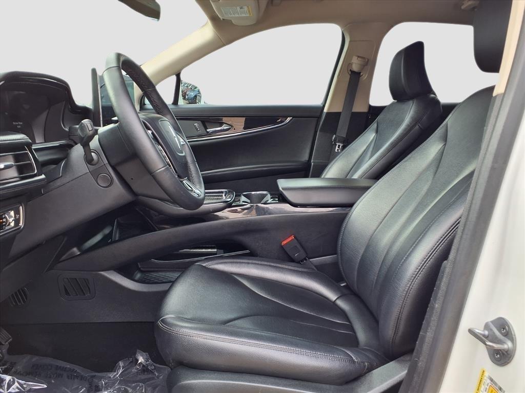 Lincoln Nautilus Base 2022