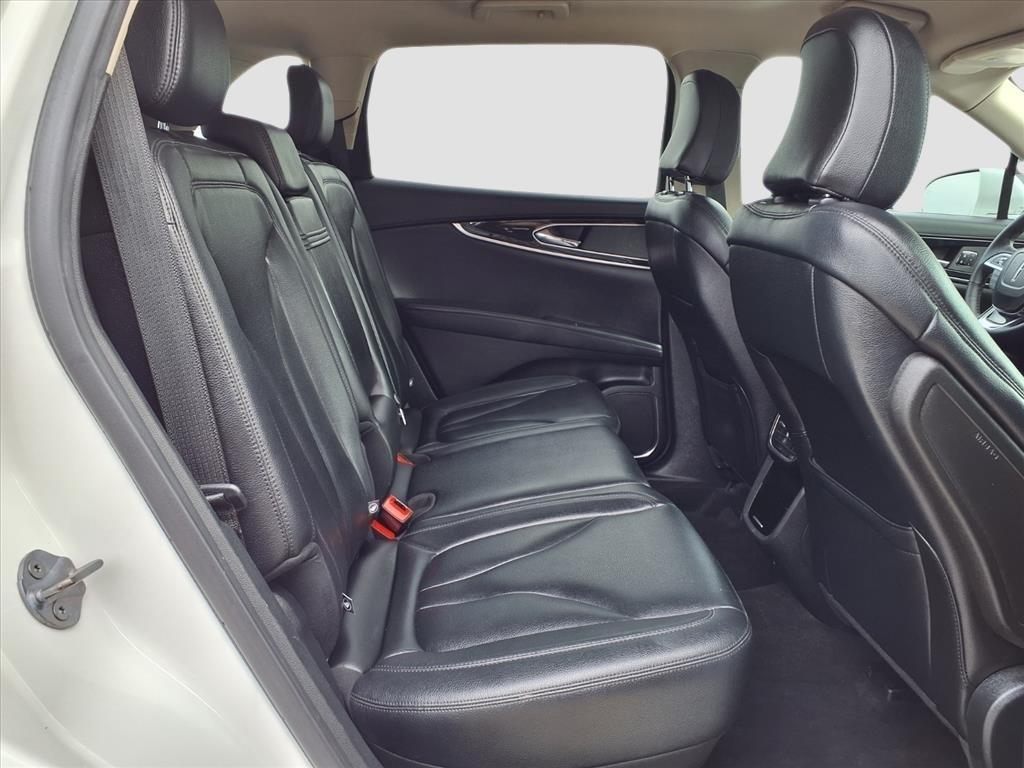 Lincoln Nautilus Base 2022