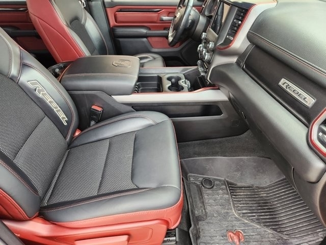 RAM 1500 Rebel Crew Cab SB 4WD 2021