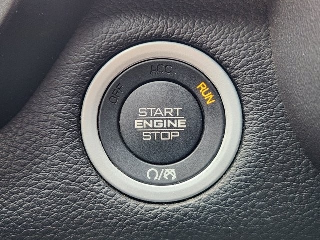 RAM 1500 Rebel Crew Cab SB 4WD 2021