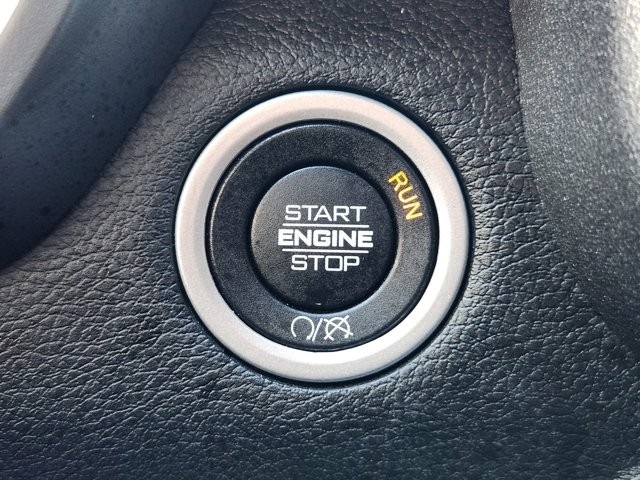 RAM 2500 Tradesman Crew Cab LWB 4WD 2024