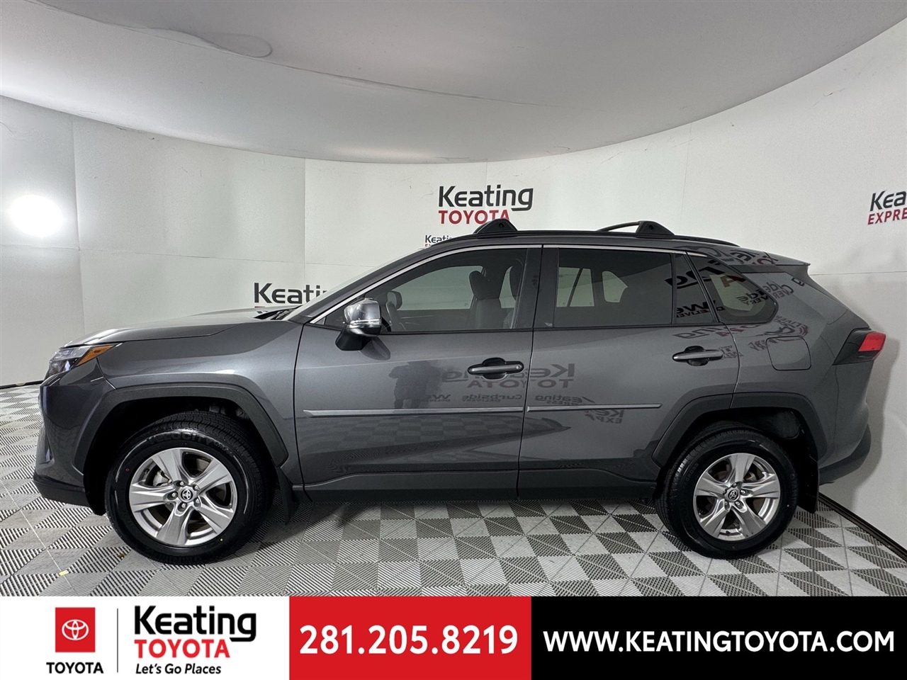 Toyota RAV4 XLE 2023