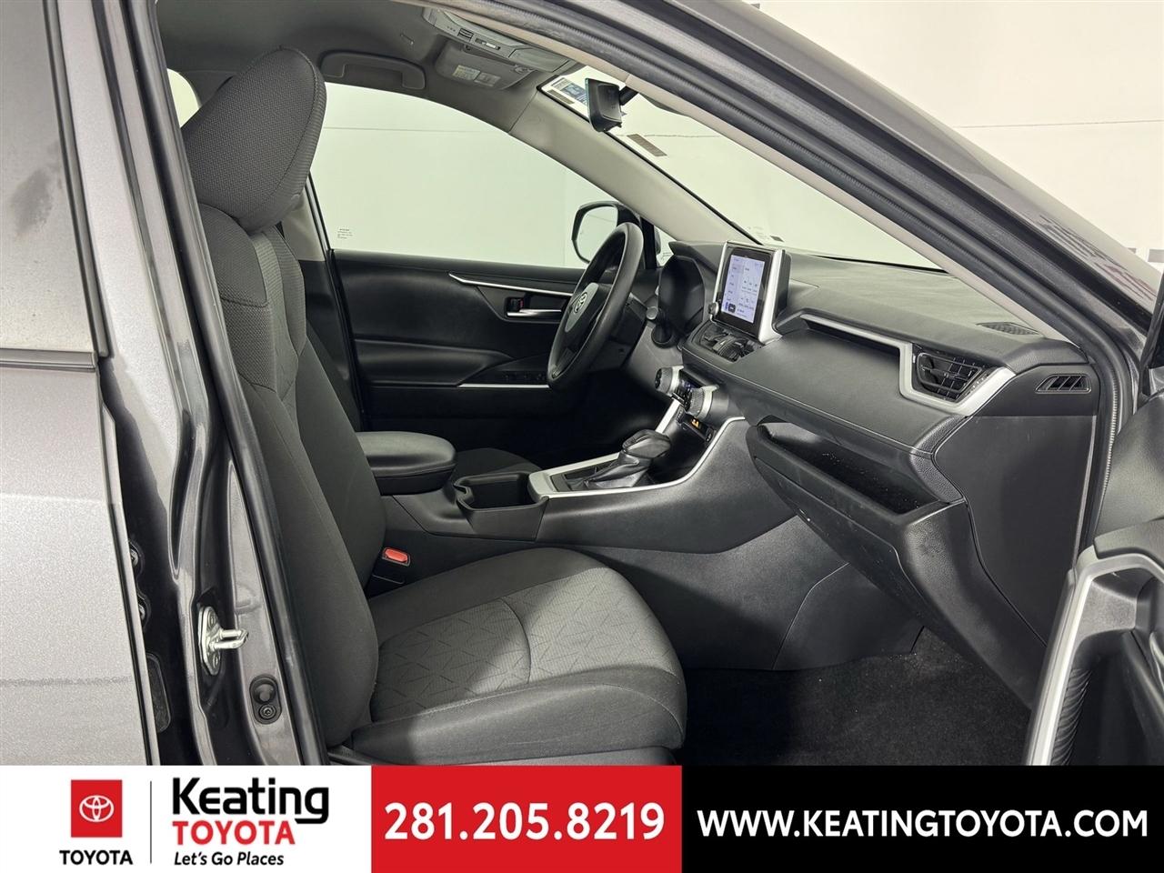 Toyota RAV4 XLE 2023