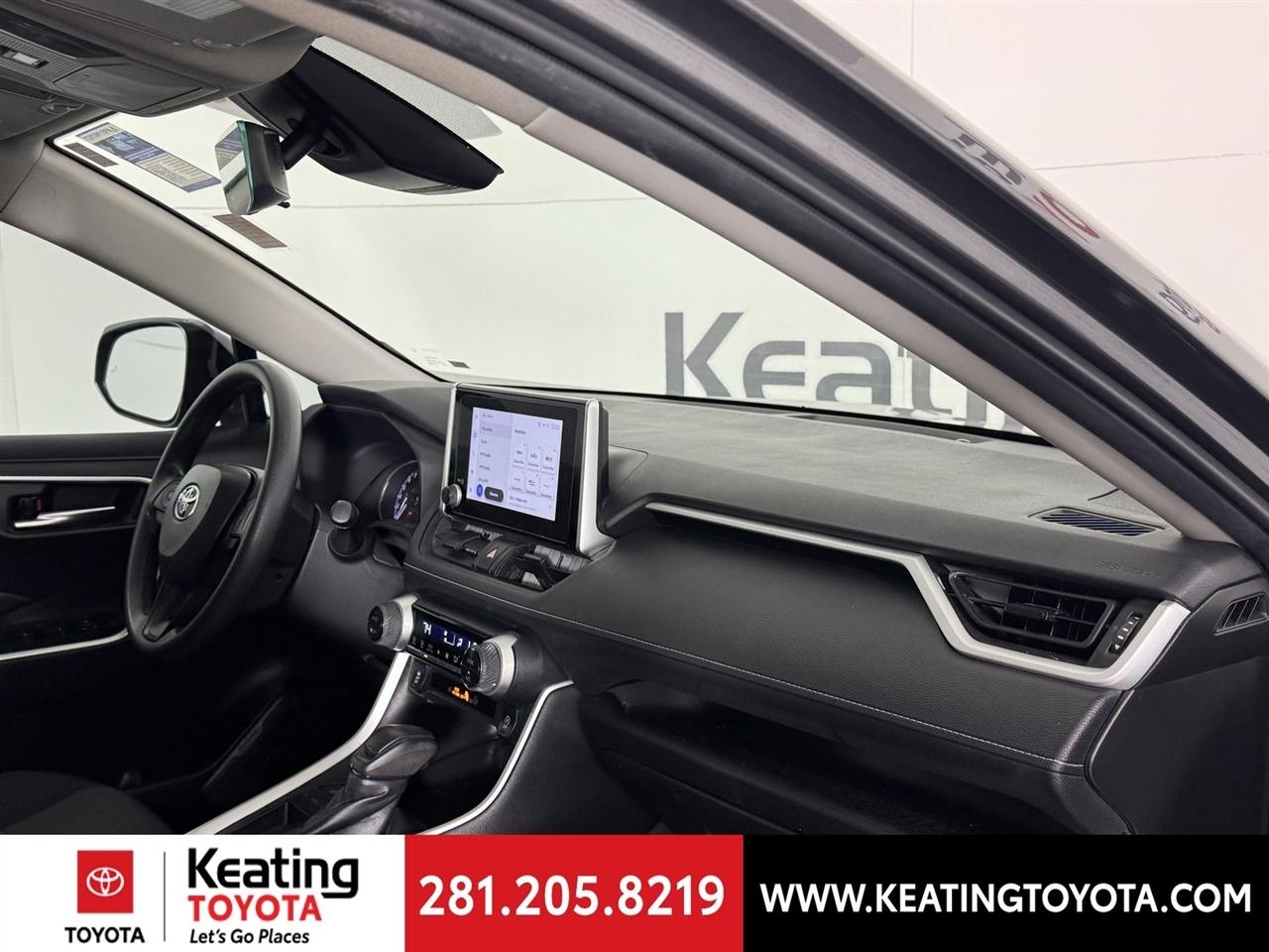 Toyota RAV4 XLE 2023