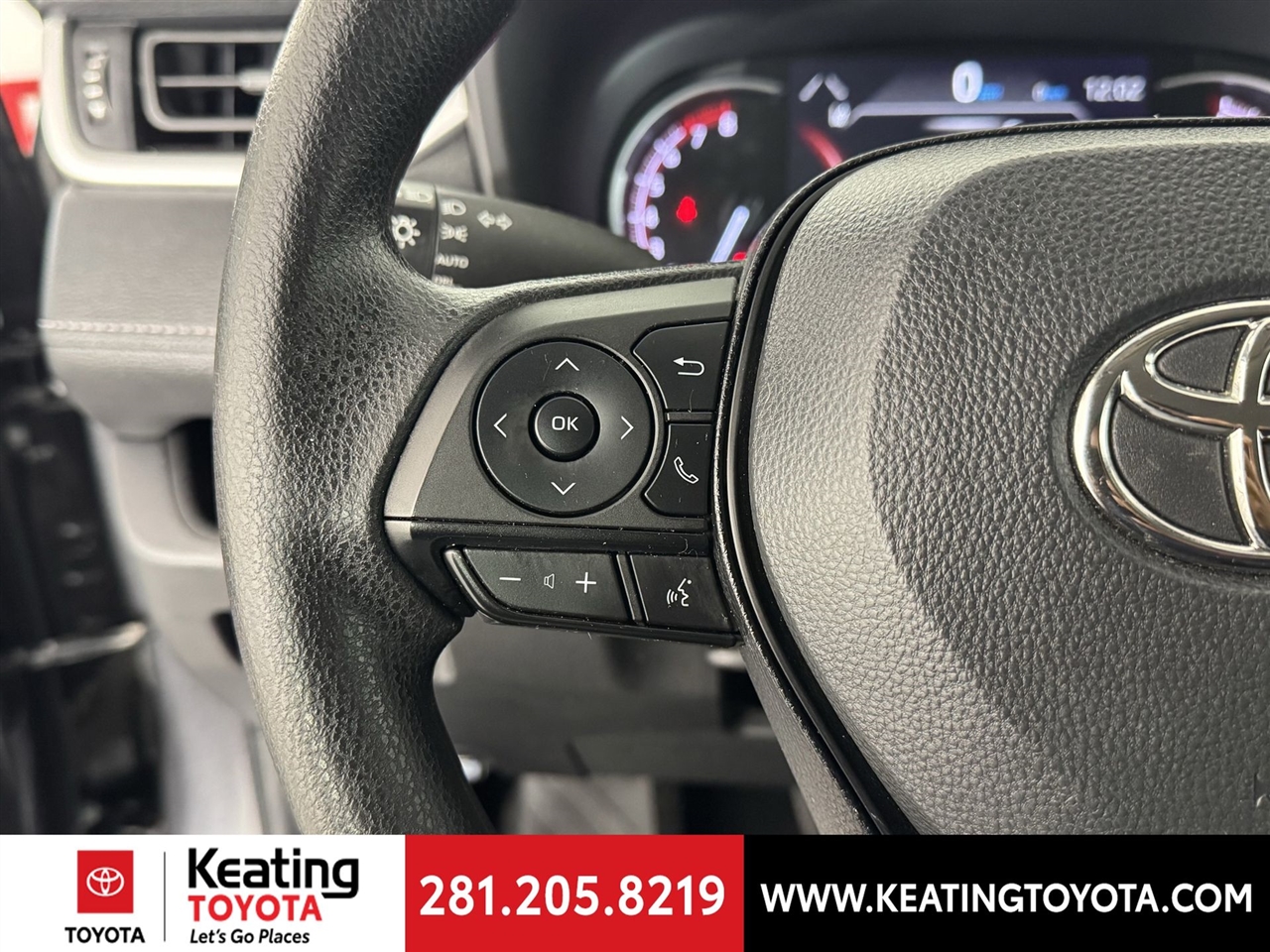 Toyota RAV4 XLE 2023