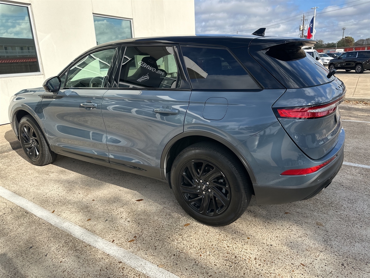 Lincoln Corsair Base 2023