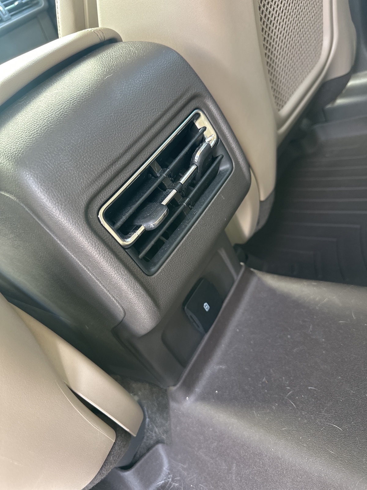 Lincoln Corsair Base 2023