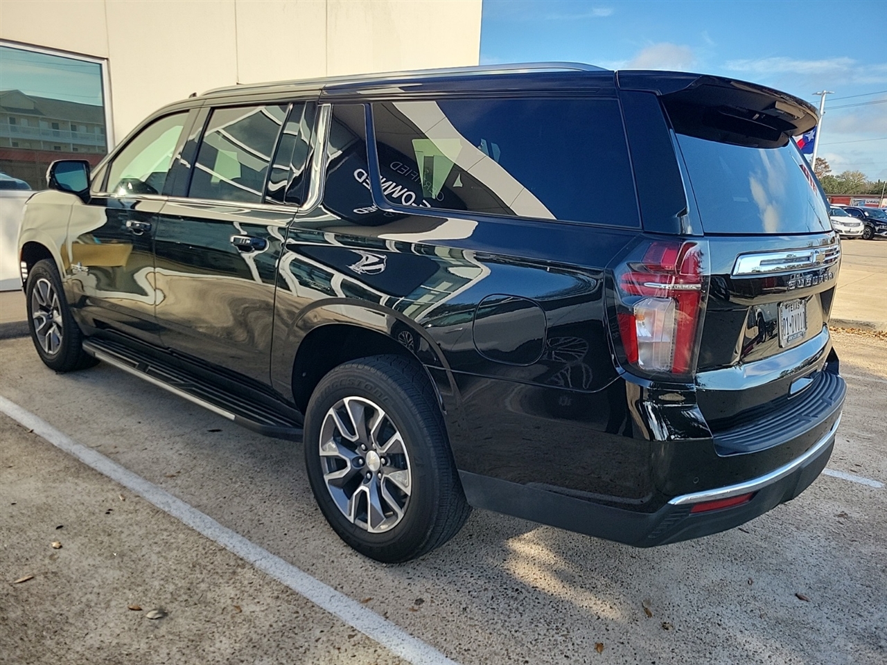 Chevrolet Suburban LT 2WD 2023