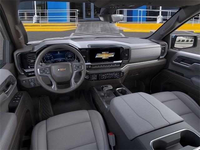 Chevrolet Silverado 1500 LTZ Crew Cab 4WD 2026