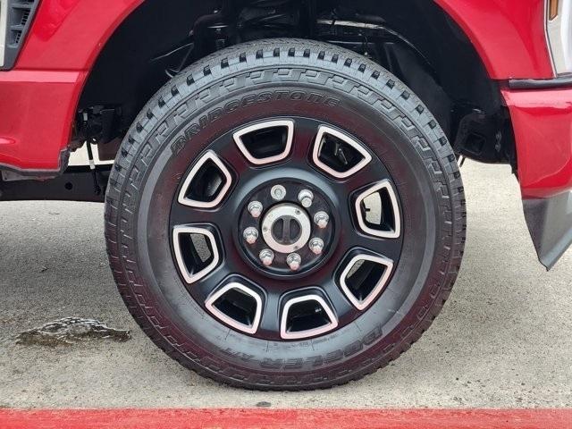 Ford F-250 SD Platinum Crew Cab 4WD 2024