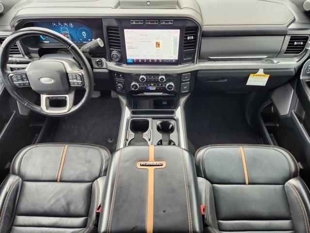 Ford F-250 SD Platinum Crew Cab 4WD 2024