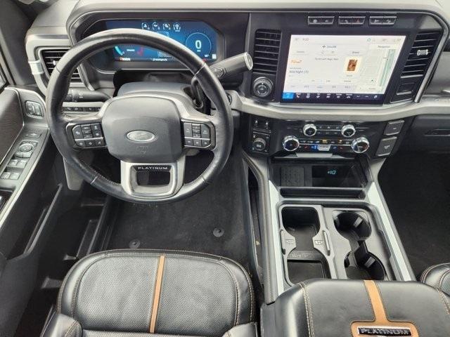 Ford F-250 SD Platinum Crew Cab 4WD 2024