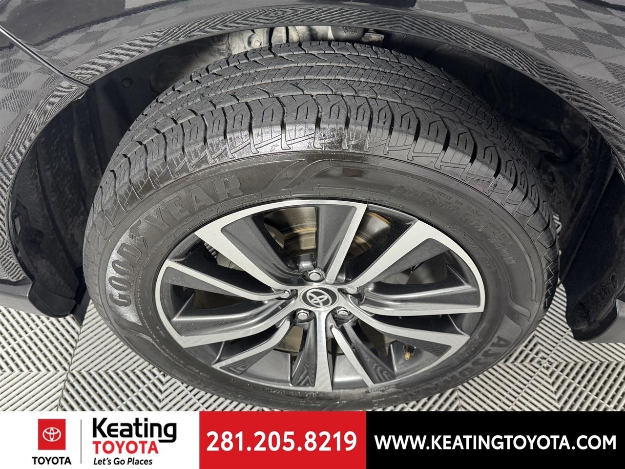 Toyota Venza LE 2021