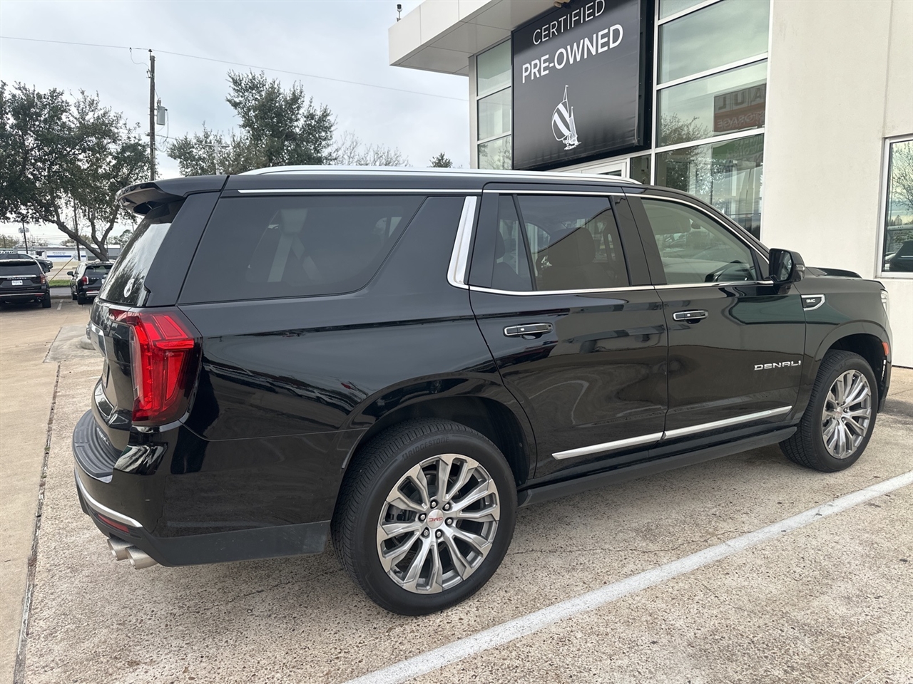 GMC Yukon Denali 2WD 2022