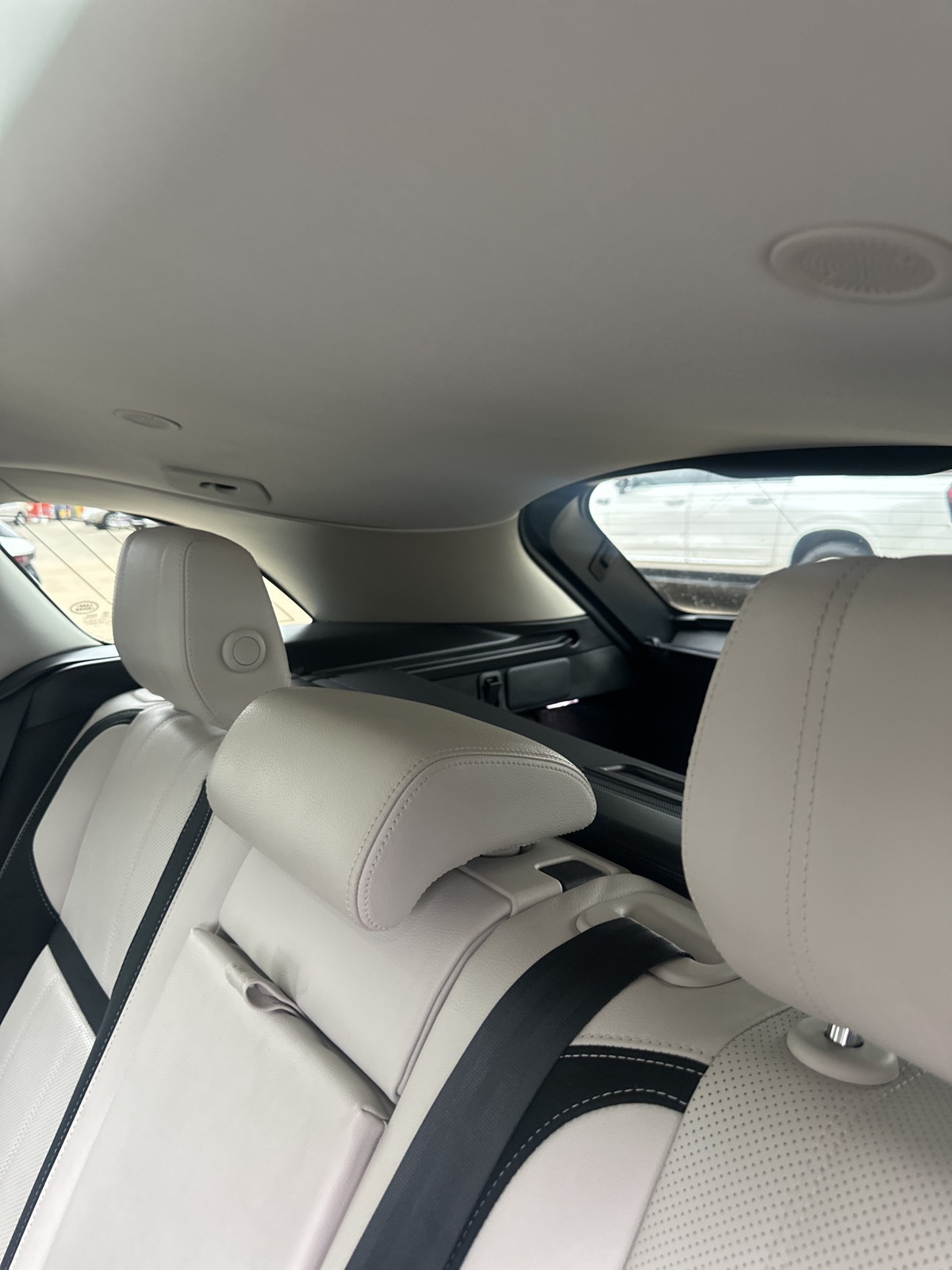 Land Rover Range Rover Velar S 2022