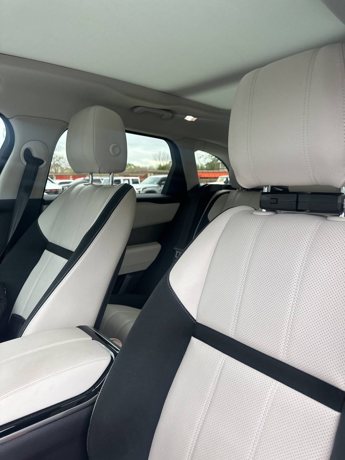 Land Rover Range Rover Velar S 2022