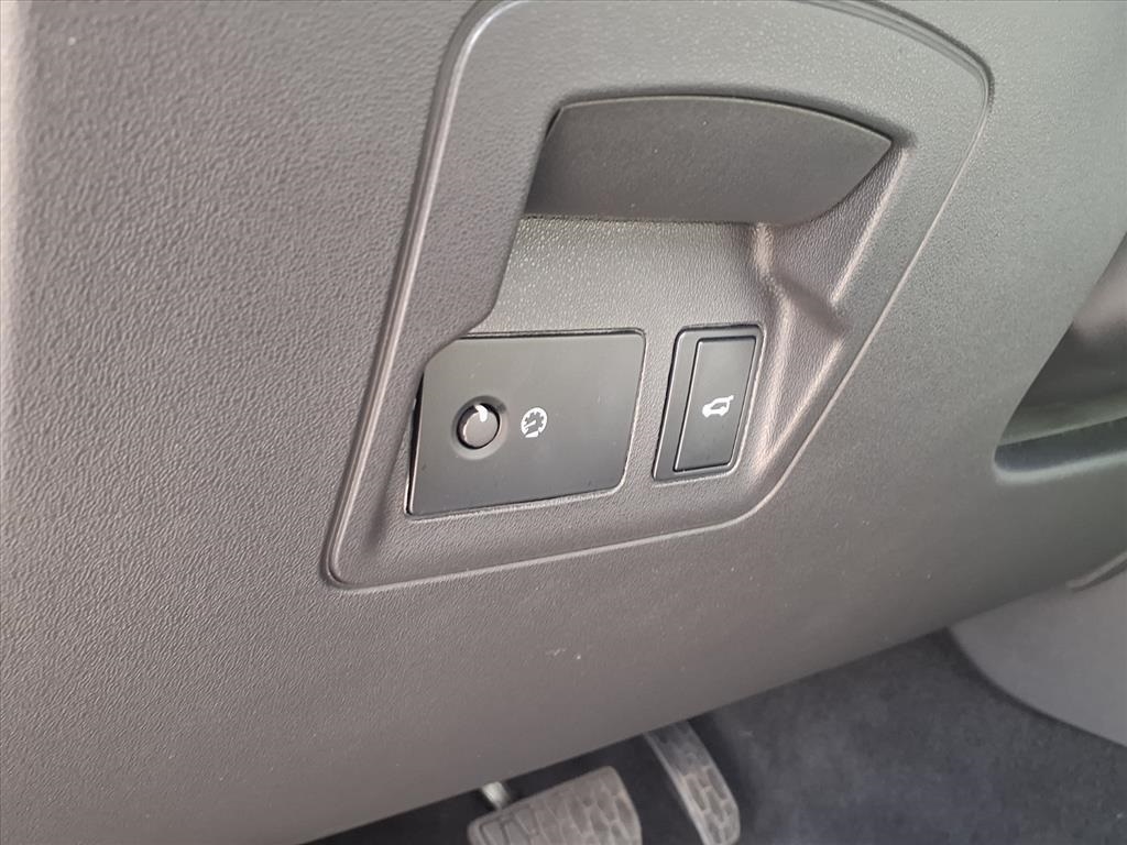 Land Rover Range Rover Velar S 2022