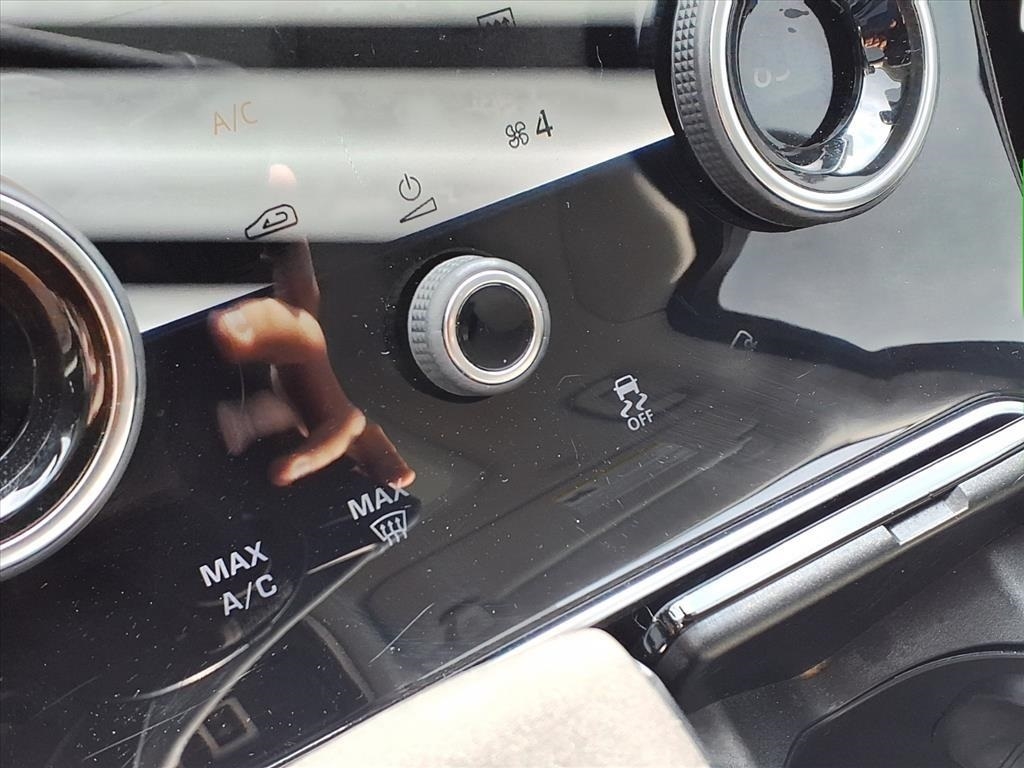 Land Rover Range Rover Velar S 2022