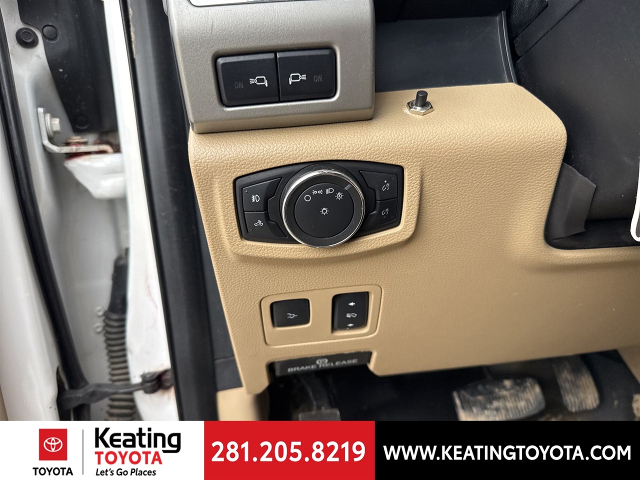 Ford F-350 SD Lariat Crew Cab Long Bed DRW 4WD 2017