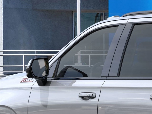 Chevrolet Suburban Z71 2026