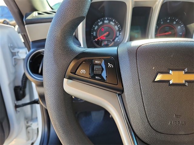 Chevrolet Camaro 1LS Coupe 2015