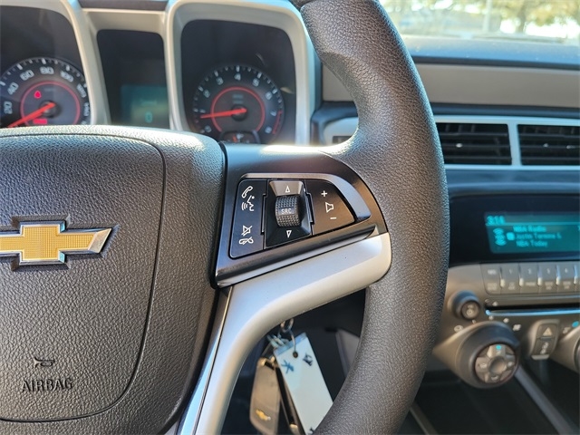 Chevrolet Camaro 1LS Coupe 2015