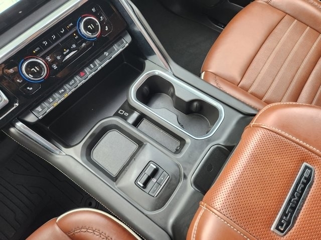 GMC Sierra 2500HD Denali Ultimate Crew Cab 4WD 2024