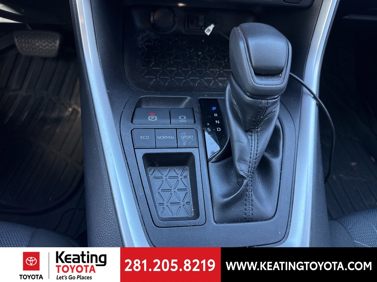 Toyota RAV4 XLE 2019