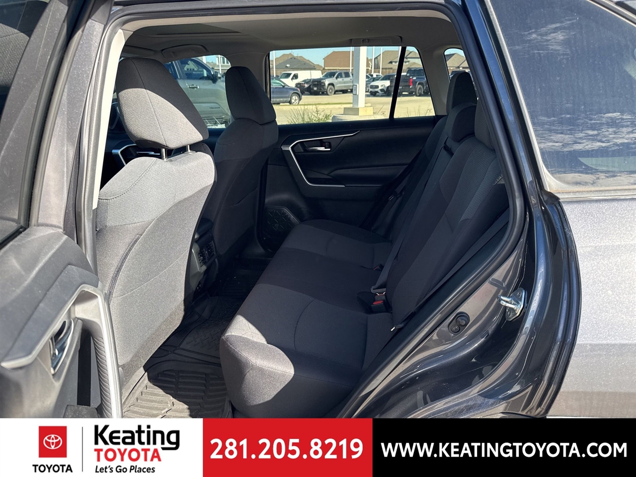 Toyota RAV4 XLE 2019