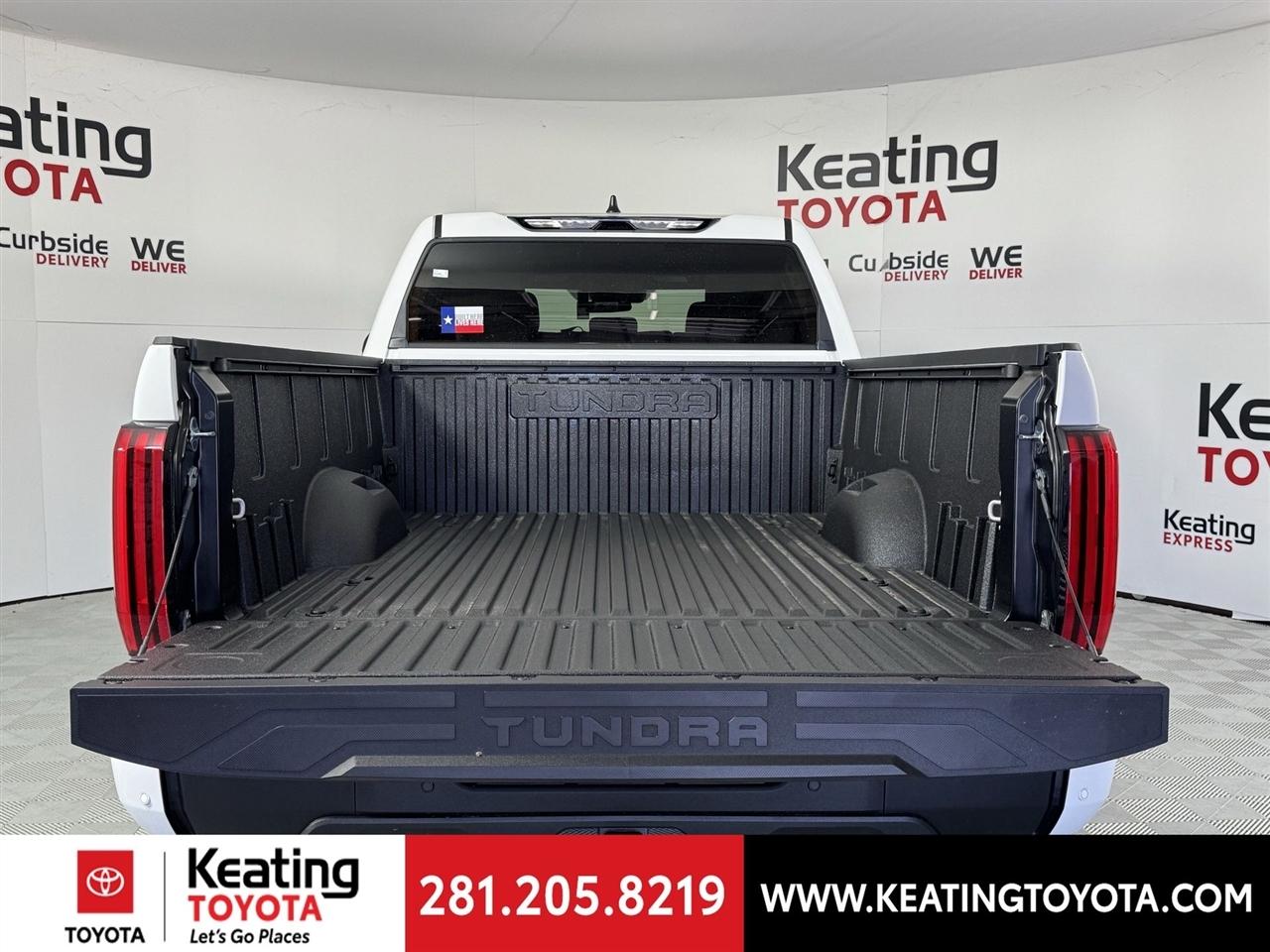 Toyota Tundra SR5 CrewMax 4WD Long Bed 2026