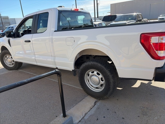 Ford F-150 XL SuperCab 8-ft. Bed 4WD 2021