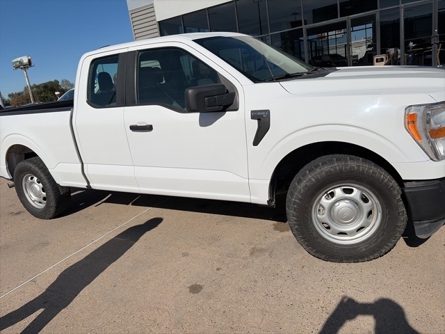 Ford F-150 XL SuperCab 8-ft. Bed 4WD 2021