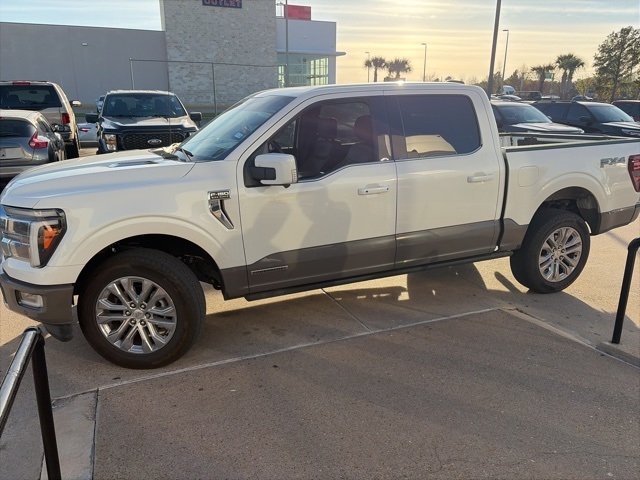 Ford F-150 King Ranch SuperCrew 4WD 2025