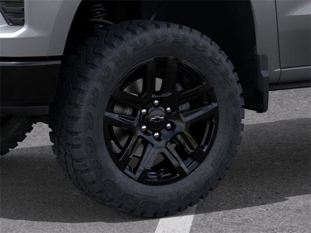 Chevrolet Silverado 1500 Trail Boss Custom Crew Cab 4WD 2026