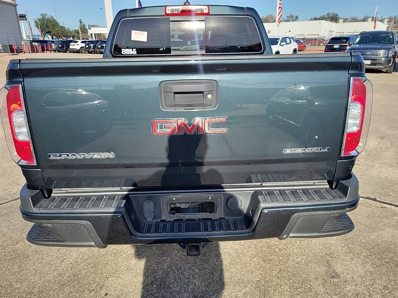 GMC Canyon Denali Crew Cab 2WD Long Box 2018