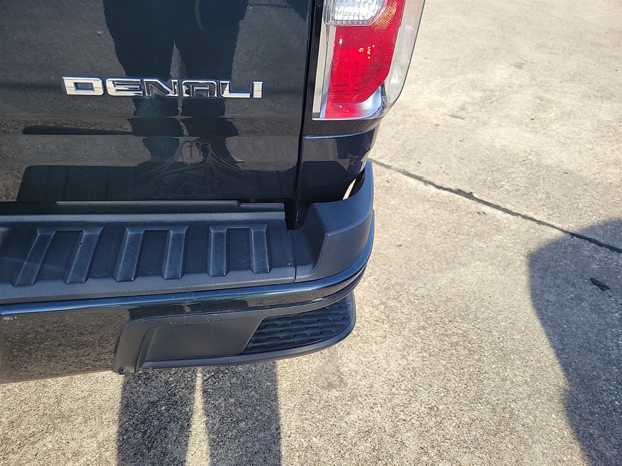 GMC Canyon Denali Crew Cab 2WD Long Box 2018