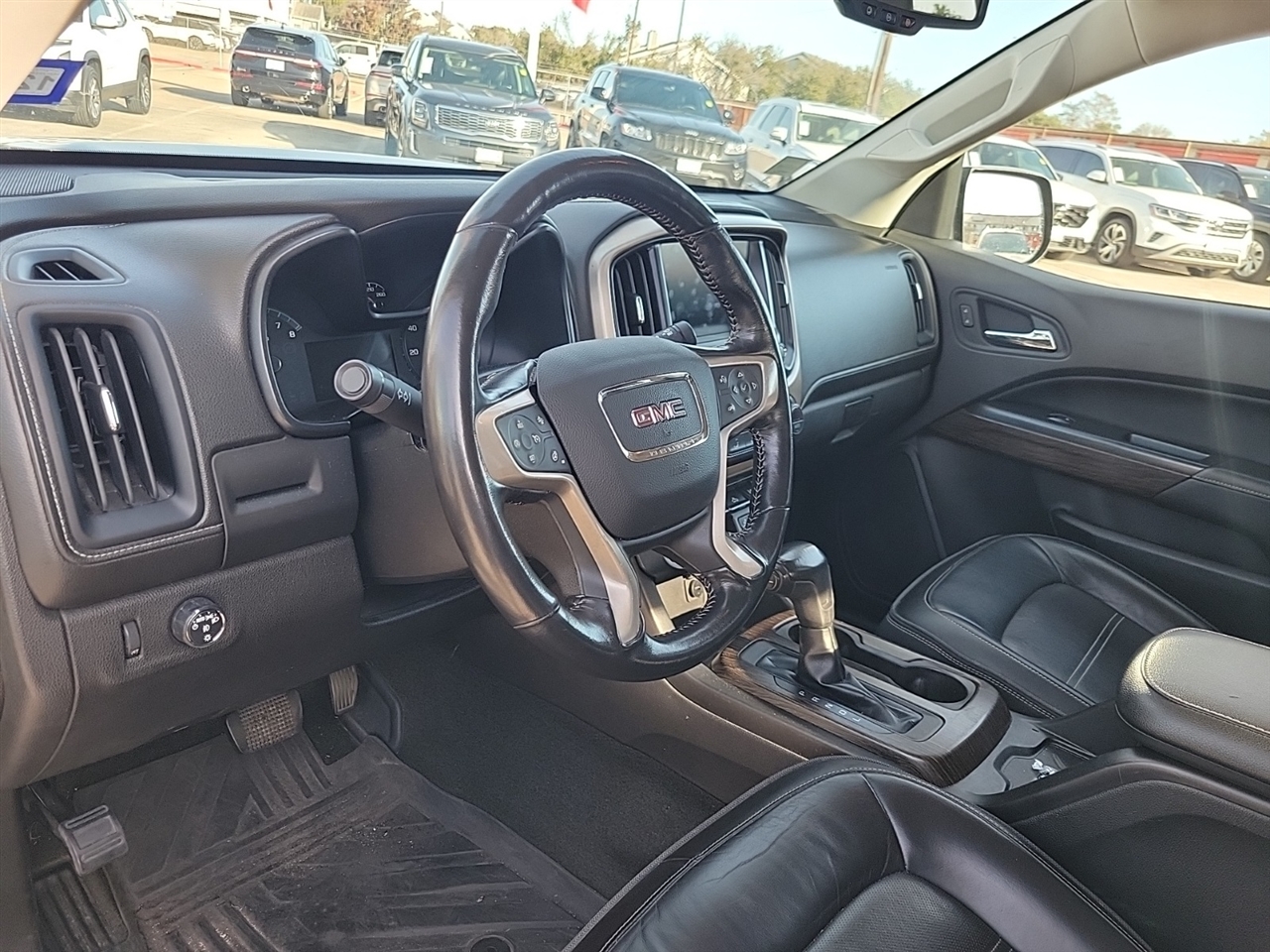 GMC Canyon Denali Crew Cab 2WD Long Box 2018