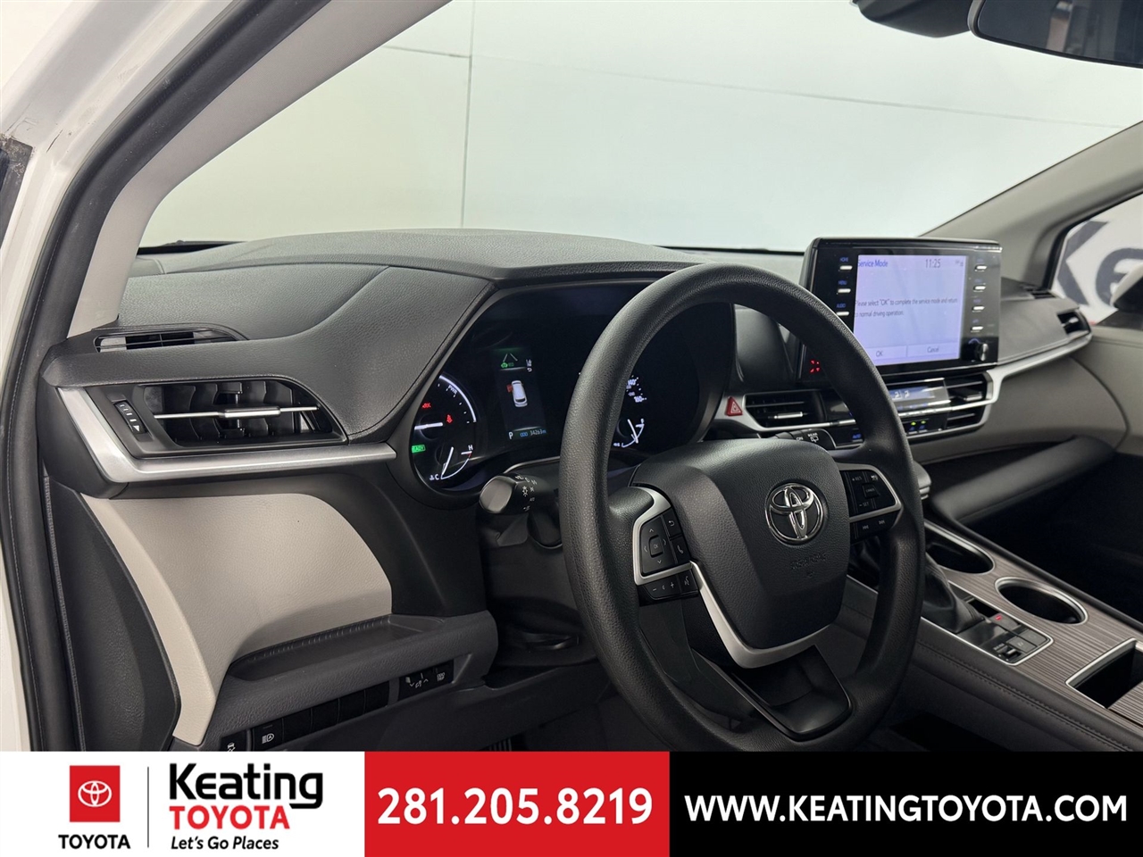 Toyota Sienna LE 8-Passenger 2021