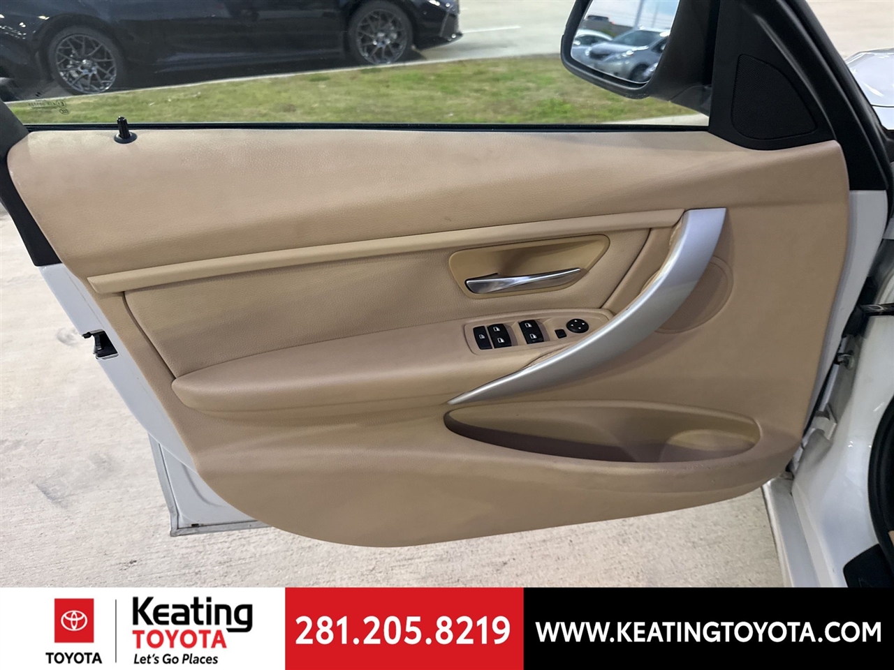 BMW 3-Series 320i Sedan 2014