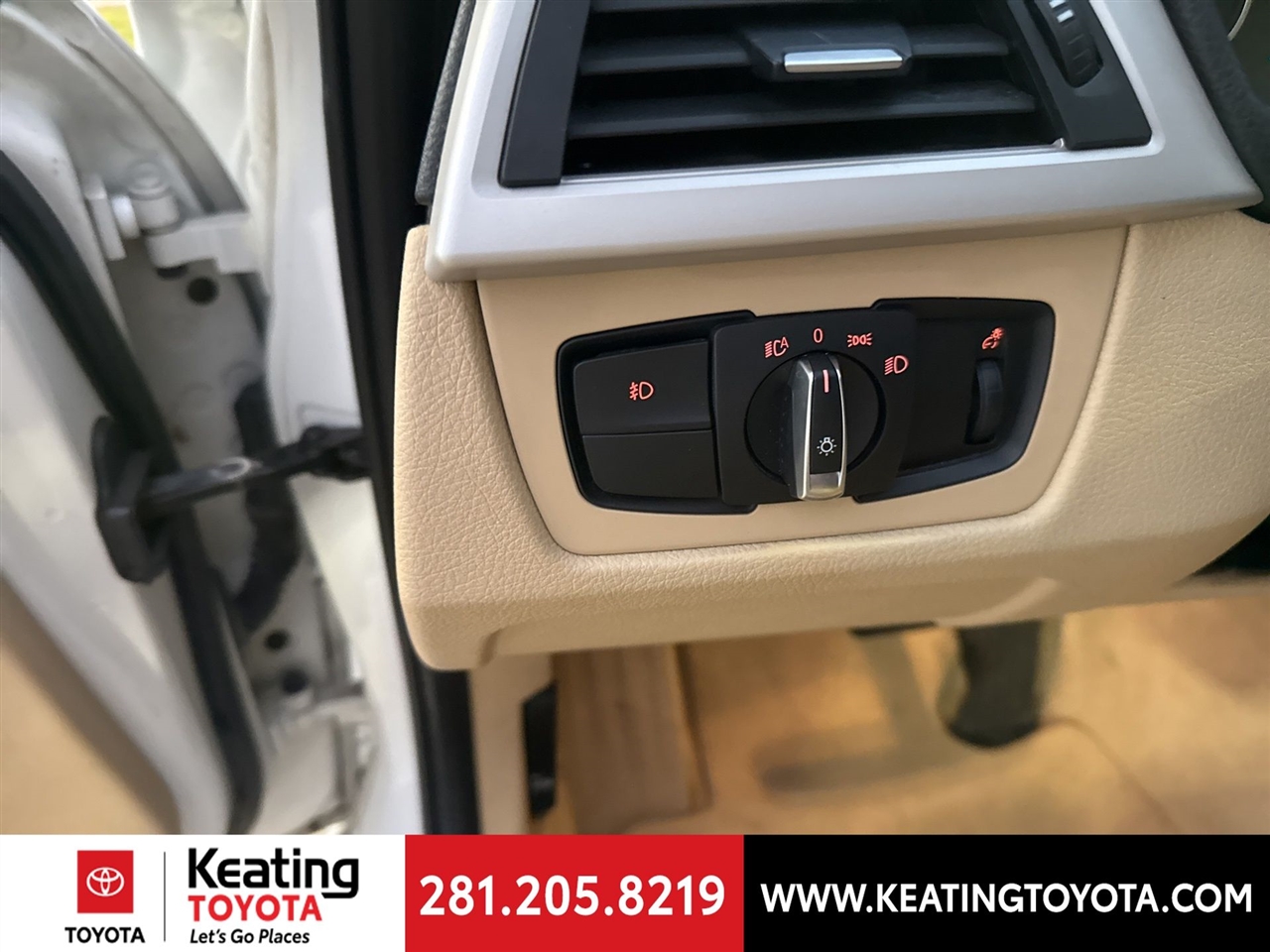 BMW 3-Series 320i Sedan 2014