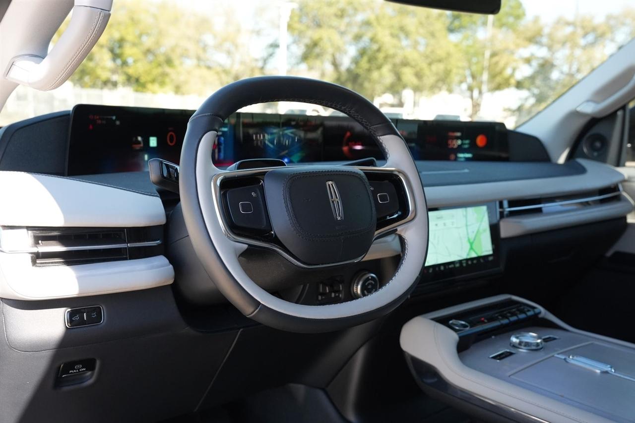 Lincoln Navigator L Reserve 2025