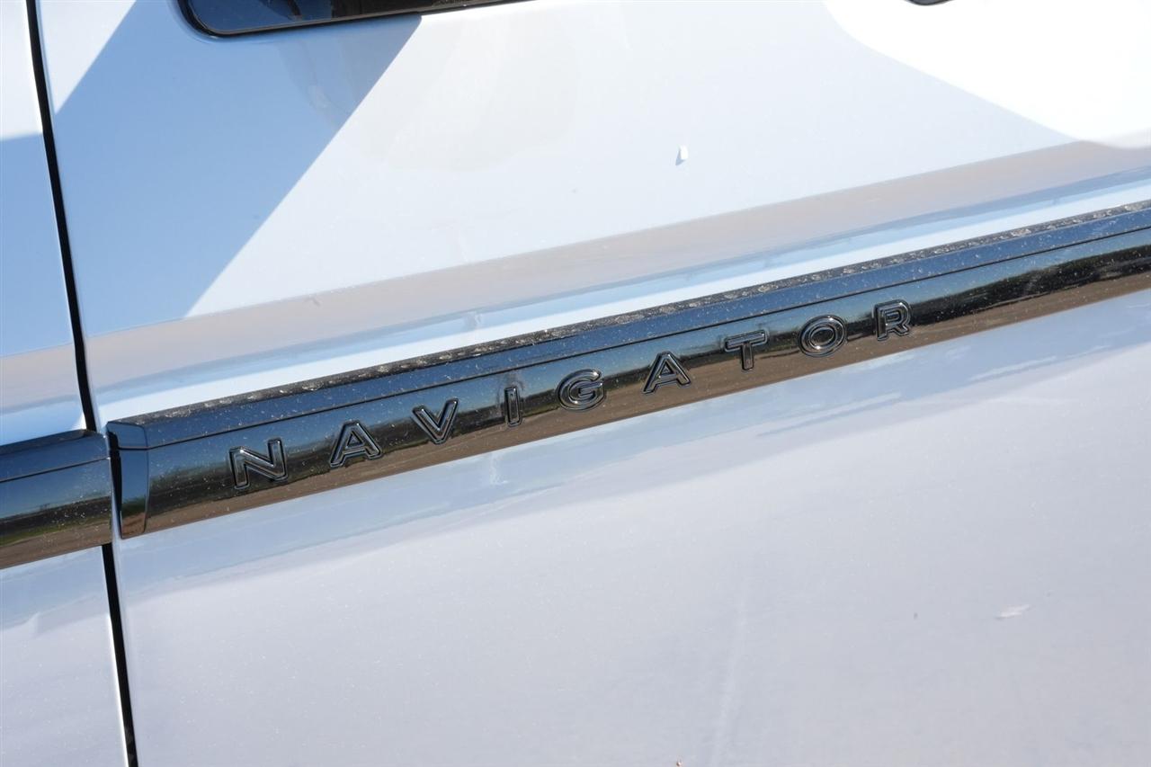 Lincoln Navigator L Reserve 2025