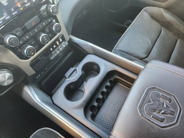 RAM 1500 Laramie Crew Cab SWB 2WD 2019