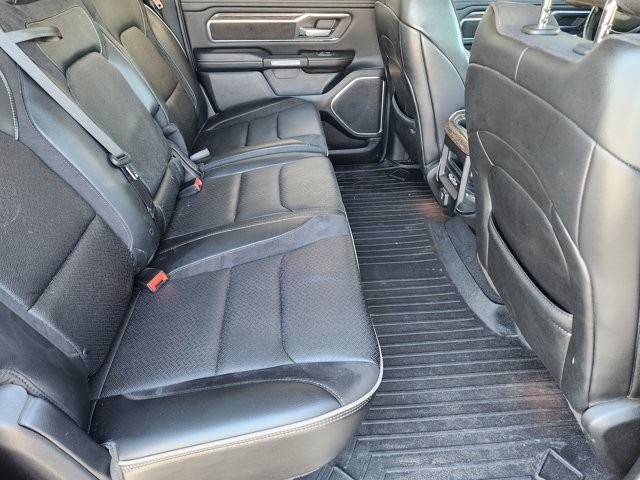 RAM 1500 Laramie Crew Cab SWB 2WD 2019