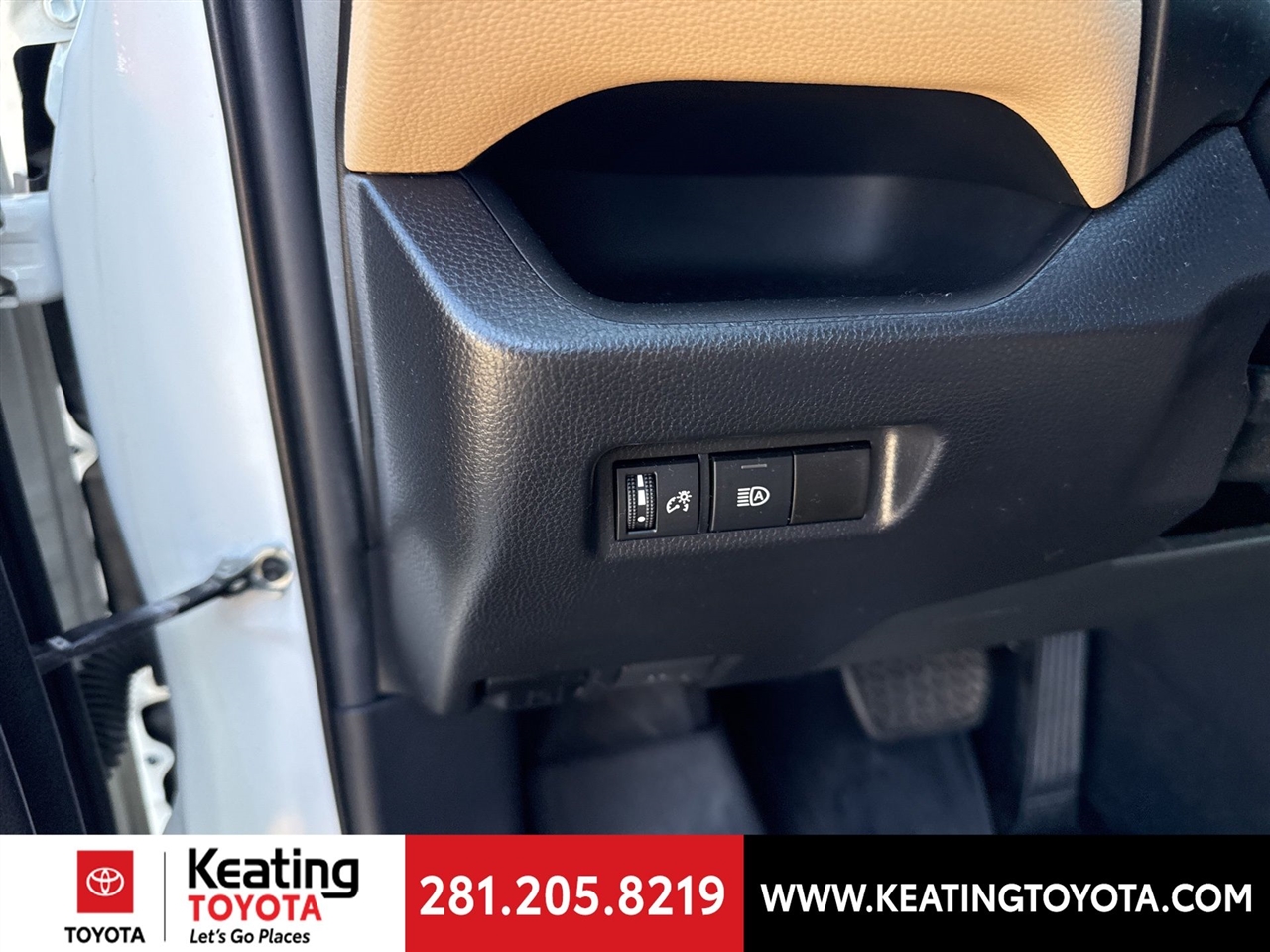 Toyota RAV4 XLE 2021