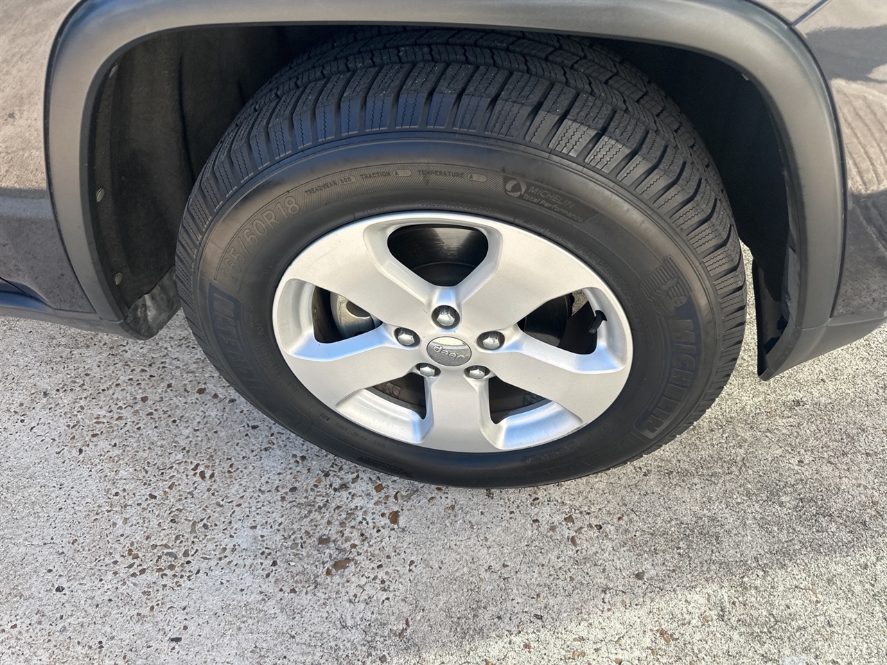 Jeep Grand Cherokee Laredo 2WD 2012