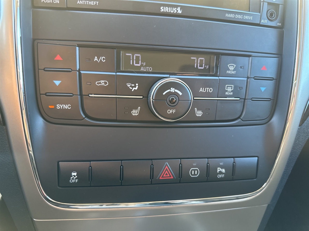 Jeep Grand Cherokee Laredo 2WD 2012