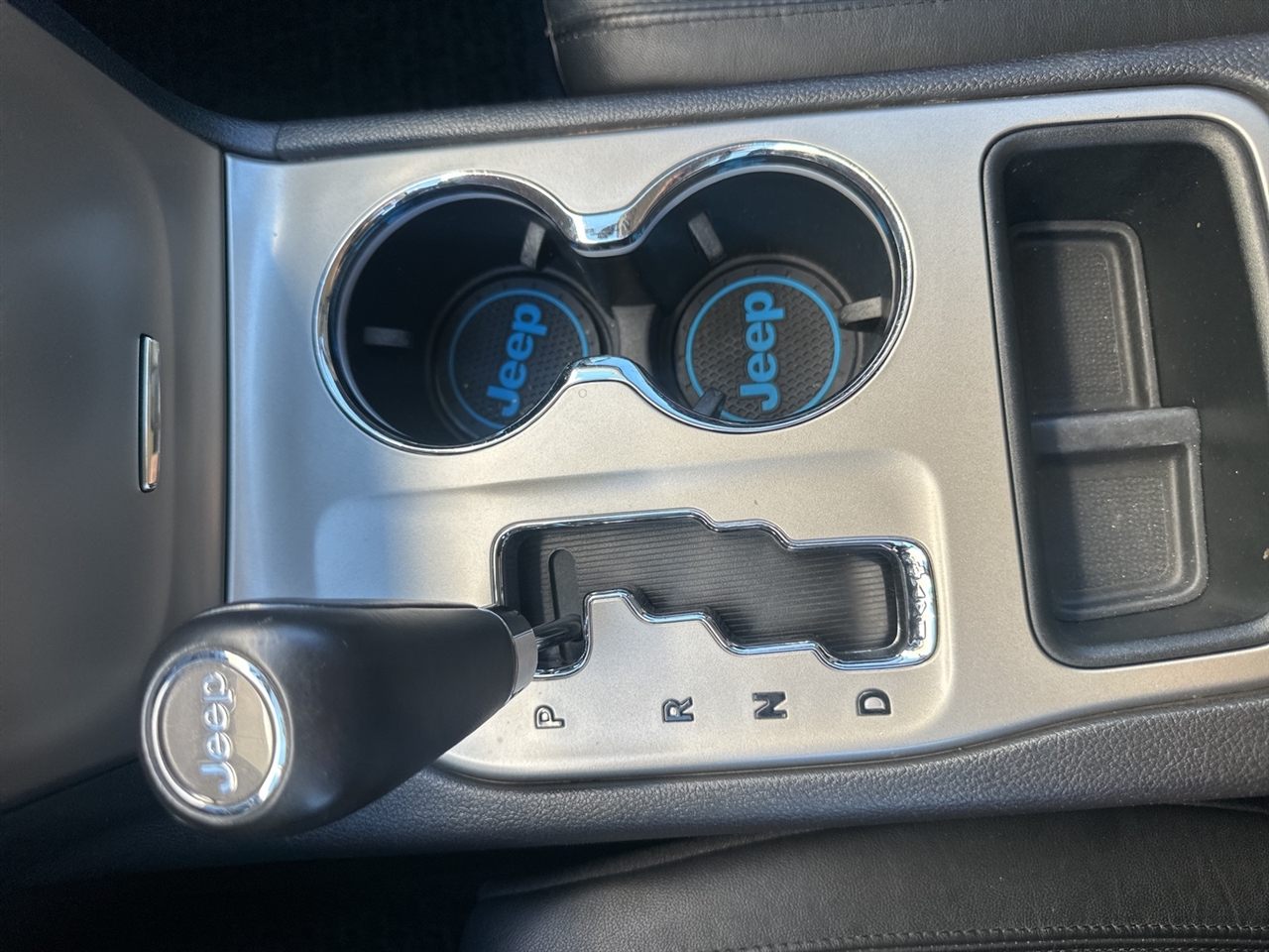 Jeep Grand Cherokee Laredo 2WD 2012